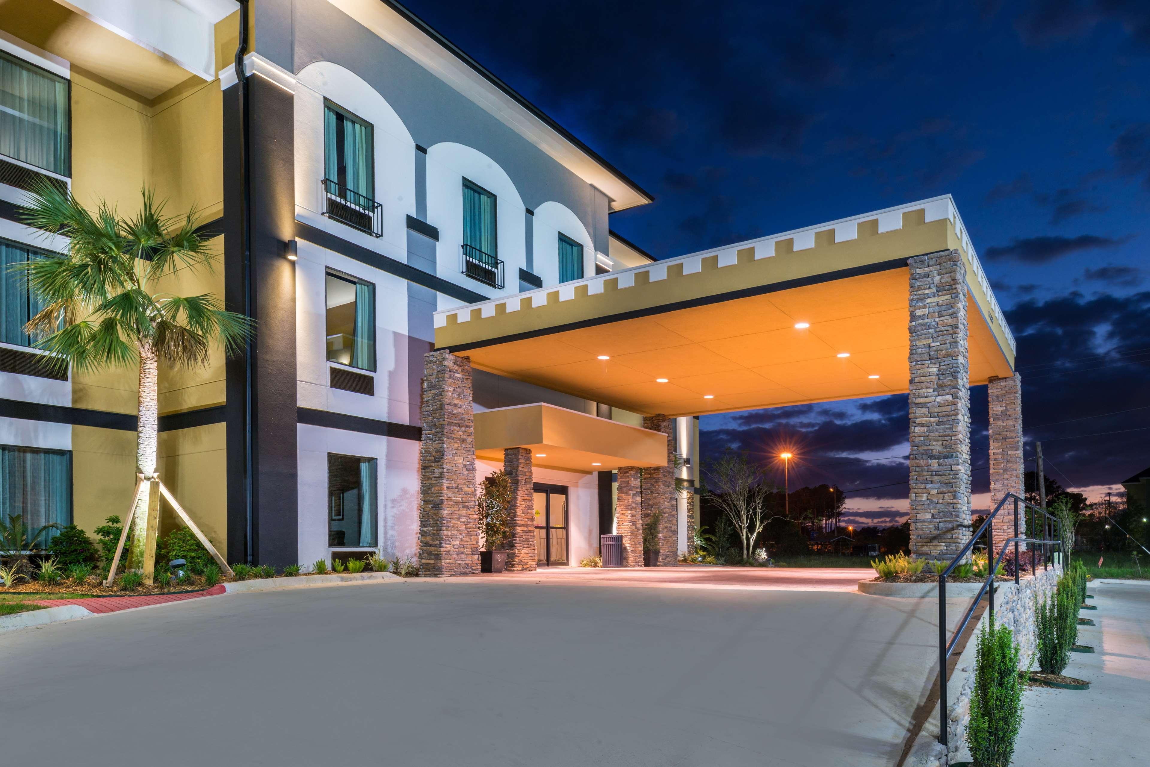 Best Western Plus Regency Park Hotel Walker Exterior photo